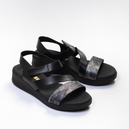 Sandalia mujer plataforma Lola, de piel negro