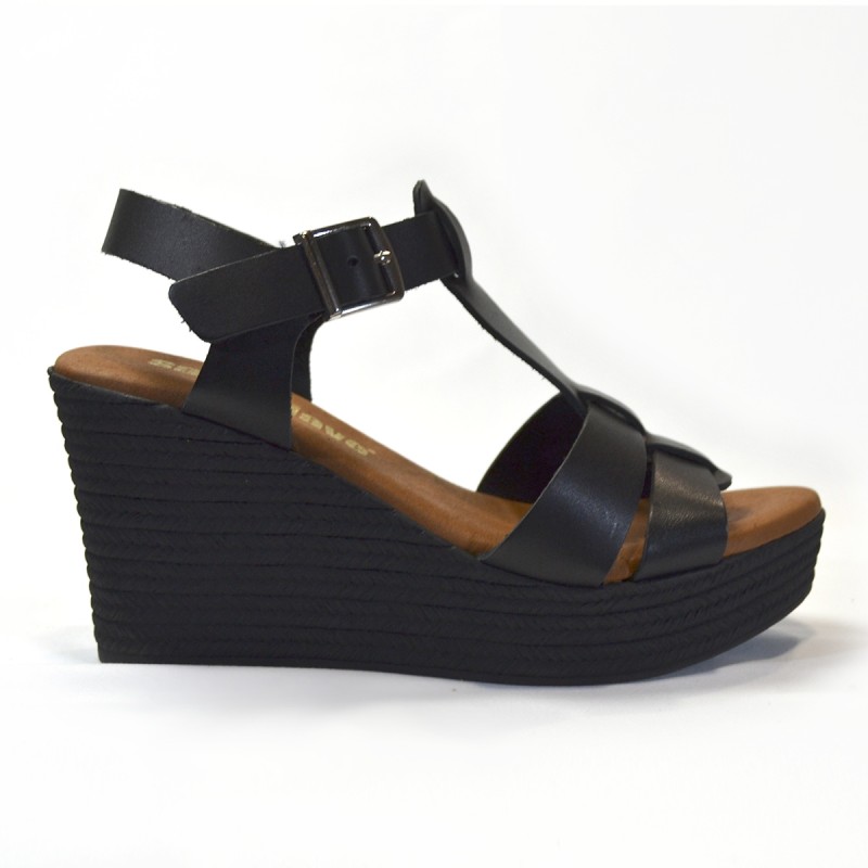 Sandalia para mujer cuña color negro