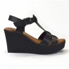 Sandalia para mujer cuña color negro