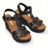 Sandalia para mujer cuña color negro