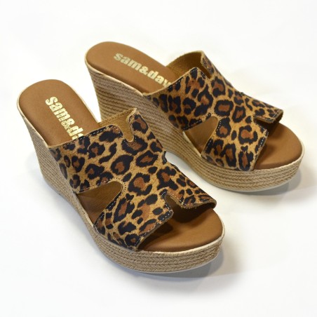 Sandalia para mujer cuña camel 